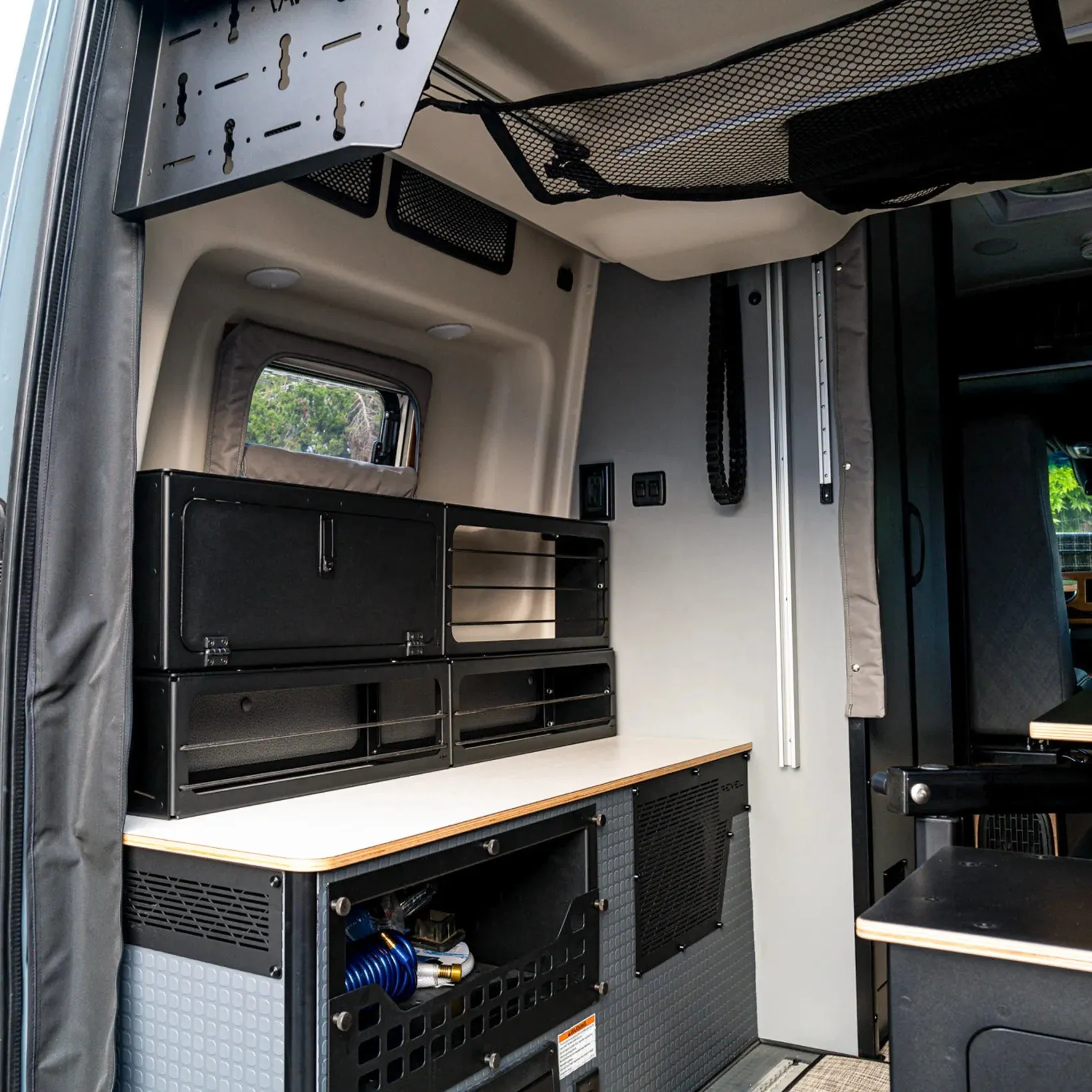 Bed Risers PRO - Storage System SET   Lower Storage Box for Winnebago Revel '25